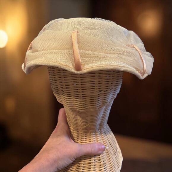 Ivory Tulle Picture Hat Blush Ribbon Tea Party Church Derby Fascinator VTG main image 5